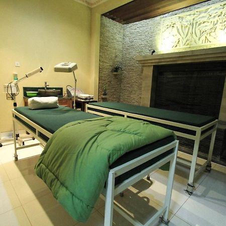 Ndalem Nuriyyat Villa, Spa & Skin Care Sleman  Buitenkant foto
