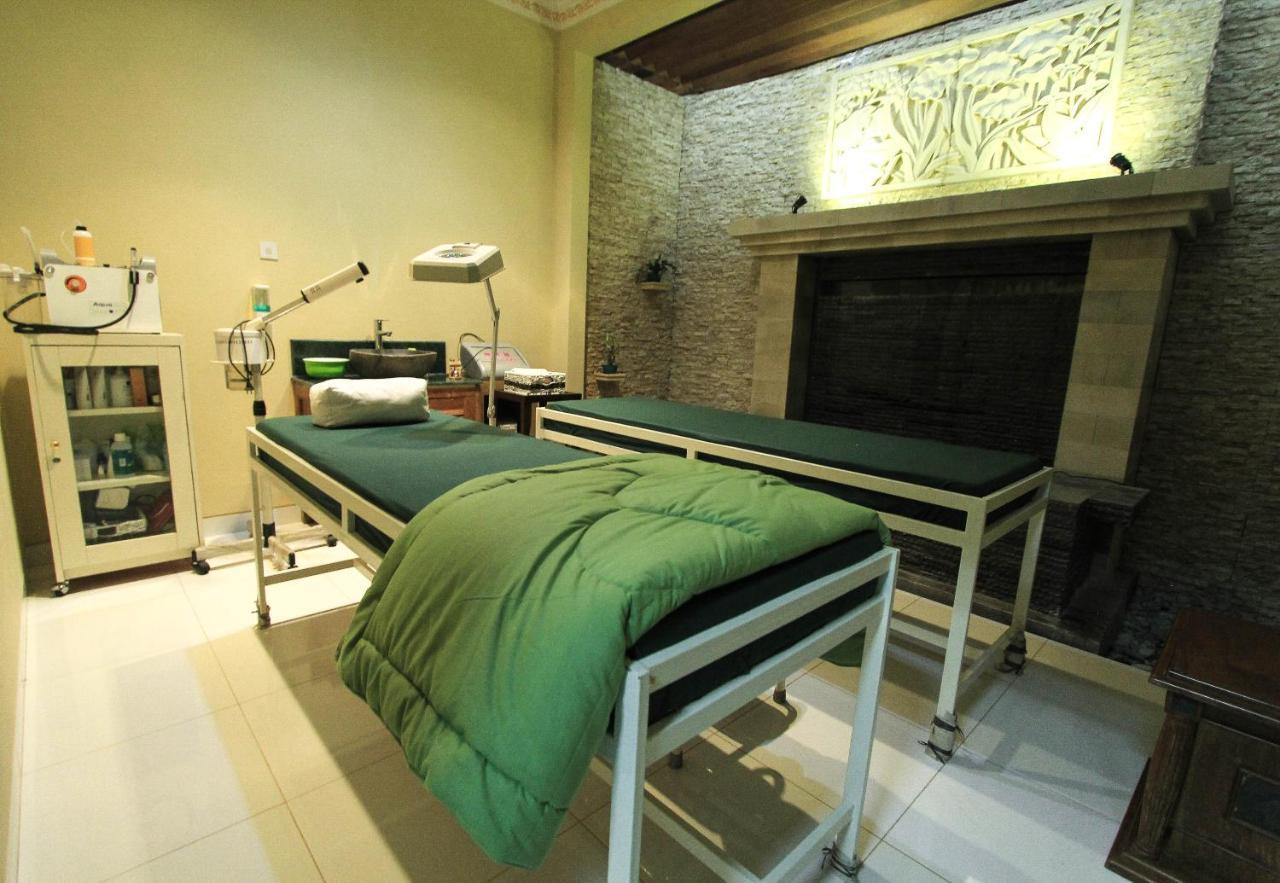 Ndalem Nuriyyat Villa, Spa & Skin Care Sleman  Buitenkant foto